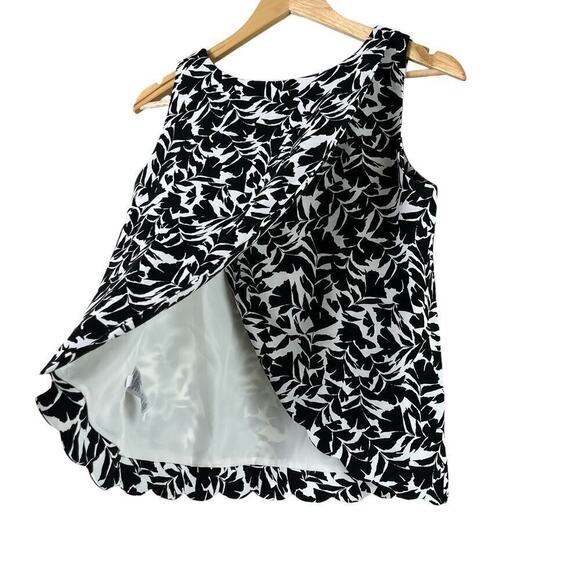 J.Crew Printed Scalloped-Hem Sleeveless Top with Overlapped Back Black White XXS - Picture 9 of 10